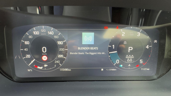 2025 Land Rover Discovery Series 5 D350 S SUV image 18