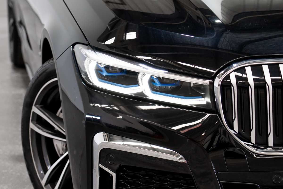2020 BMW 7 45e M Sport Phev Sedan Image 2