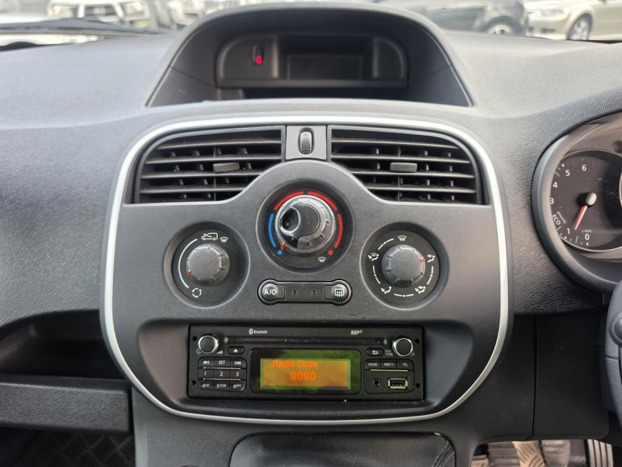 2017 Renault Kangoo F61 Phase II Maxi Van Image 17