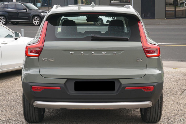 2024 MY25 Volvo XC40 XZ Plus B4 SUV Image 3