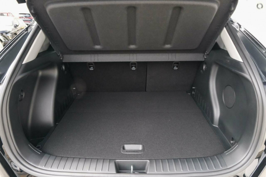 2025 Hyundai KONA SX2.V2 Premium SUV Image 9