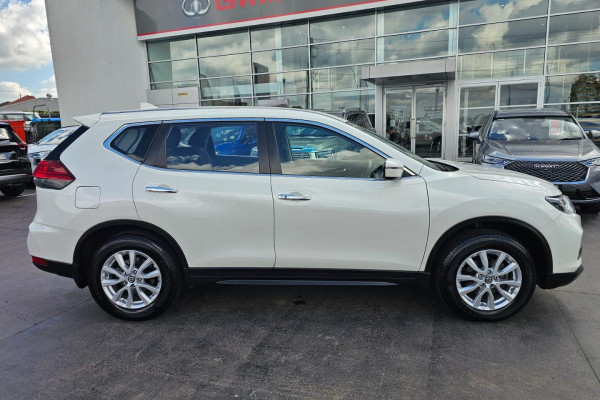 2021 Nissan X-Trail T32 ST SUV Image 5