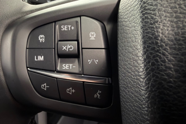2026 MY26.5 Ford Everest UB Sport SUV Image 31