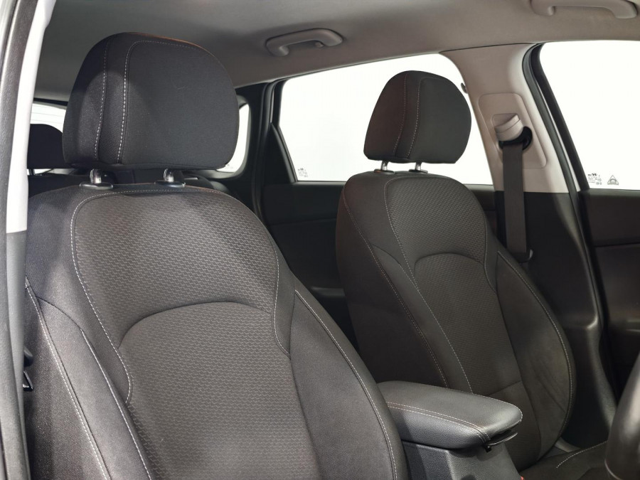 2018 Hyundai i30 PD Active Hatch Image 6