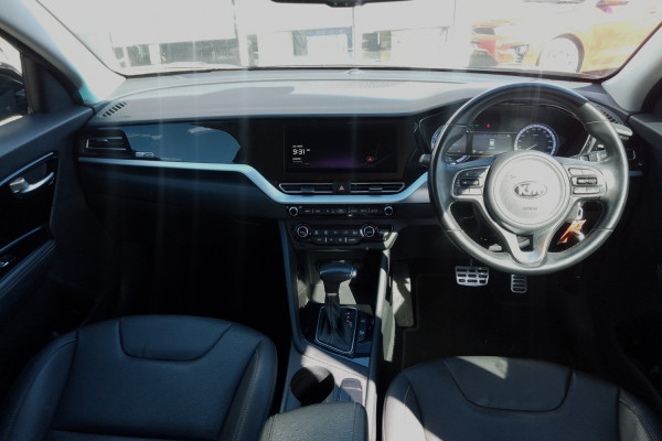 2021 Kia Niro DE Hybrid Sport SUV Image 18