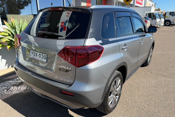 2024 Suzuki Vitara LY Series II SUV Image 3