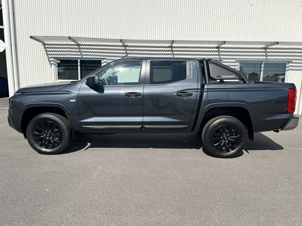 2024 MY24.5 Mitsubishi Triton MV GLX-R Ute Image 9
