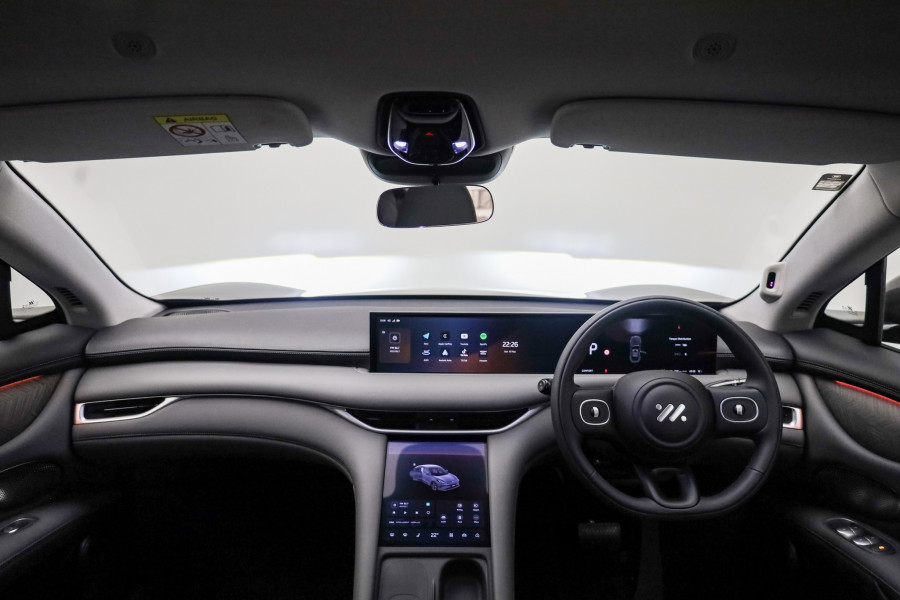 2026 MG IM6 Performance Sedan Image 15