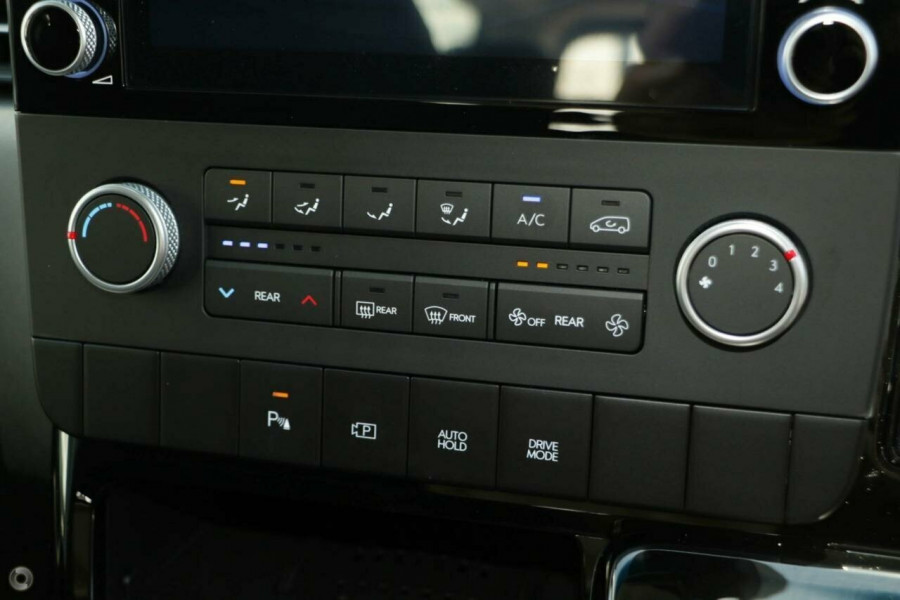 2025 Hyundai Staria US4.V3  People Mover Image 14