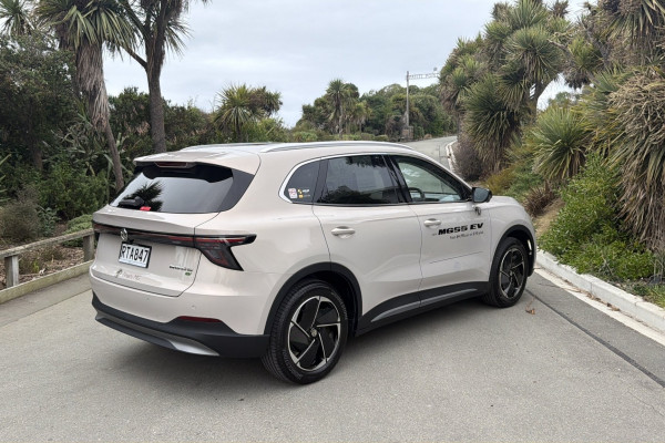 2026 MG MGS5 EV ZS3EM Essence 49 SUV Image 4