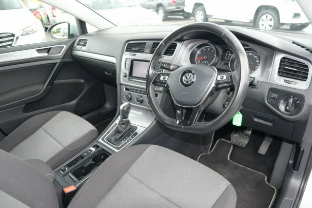 2014 Volkswagen Golf 90TSI DSG 6 of 19