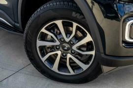 2023 Mahindra Scorpio  Z8L SUV image 22