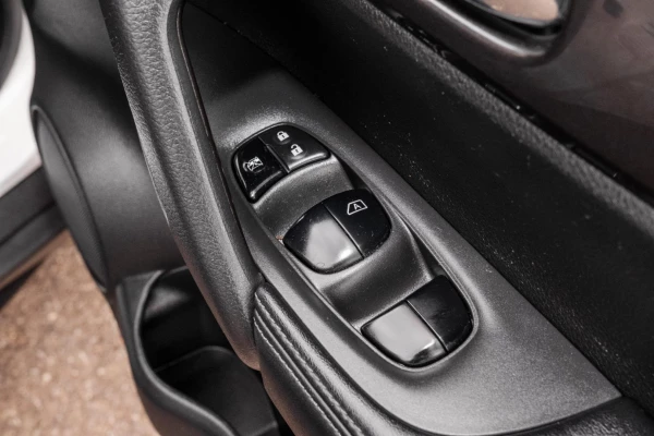 2018 Nissan X-Trail T32 Series II ST SUV Image 18