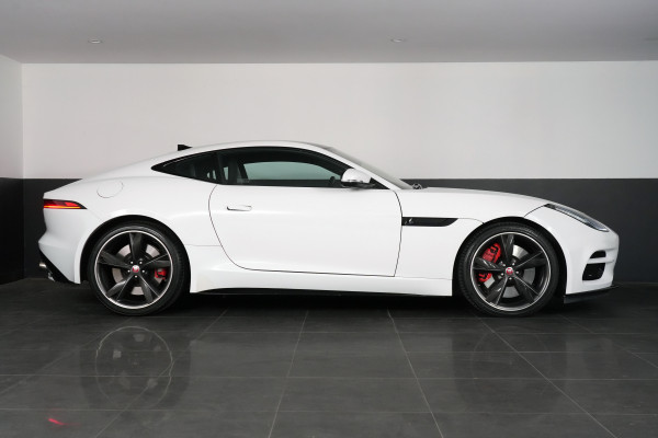 2018 Jaguar F-TYPE R 5.0 SC V8 Coupe image 4