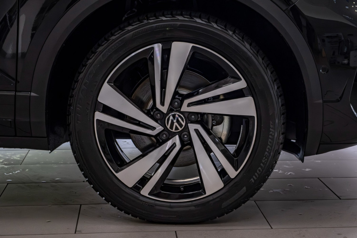 2025 Volkswagen T-Roc 140TSI R-Line SUV