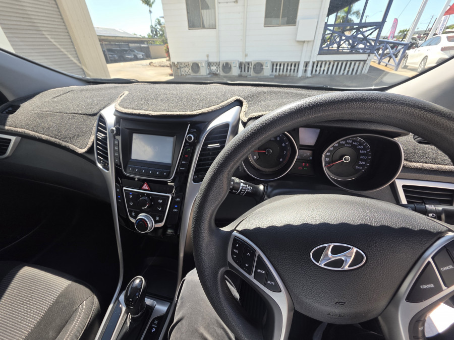 2015 MY16 Hyundai i30 GD3 Series II Active Hatch Image 16