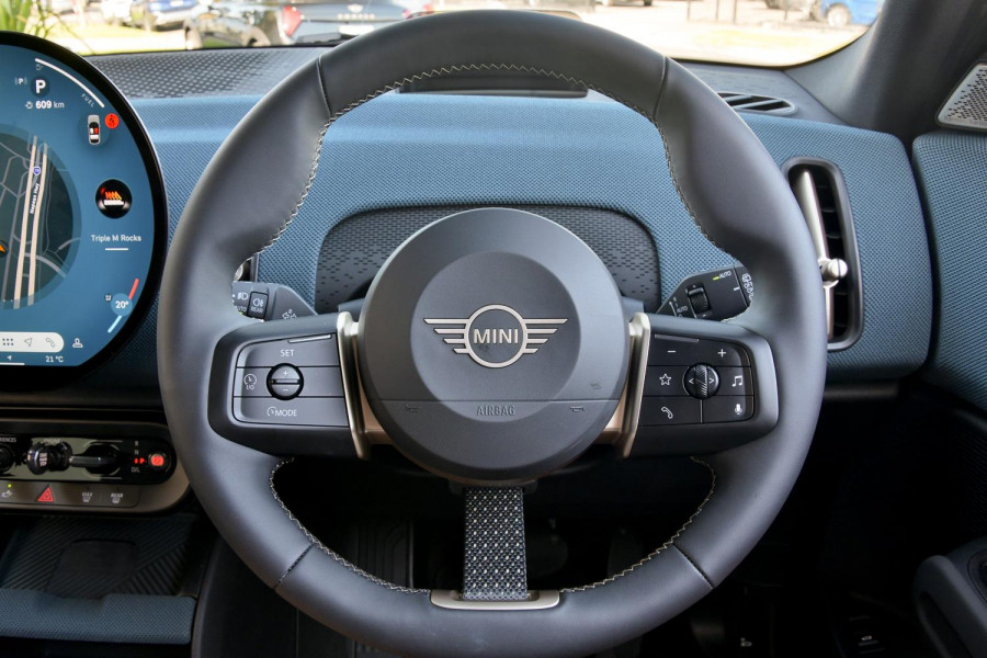 2026 MY25 MINI Countryman U25 C Favoured SUV