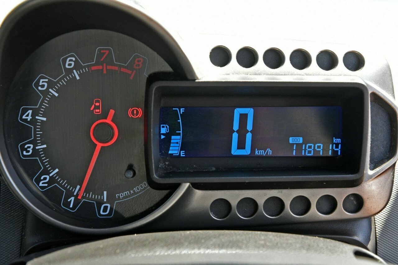 2012 Holden Barina TM Hatch Image 9