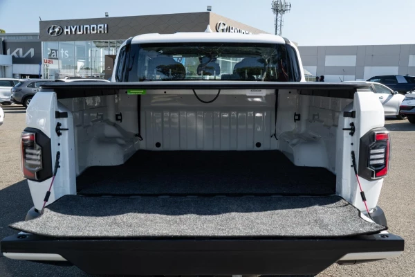 2025 MY26 Kia Tasman TK S Cab Chassis Image 21