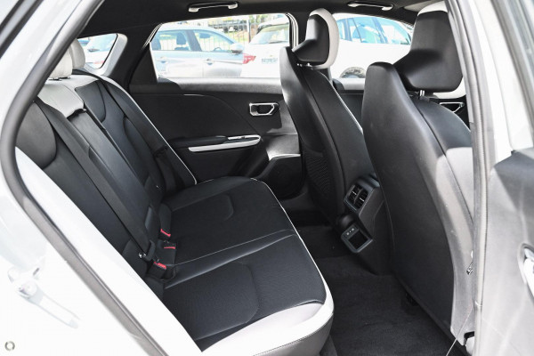 2026 Kia K4 CL4m GT-Line Sedan Image 6