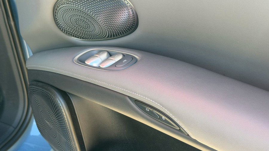 2025 MG IM6 S12L Performance SUV Image 6