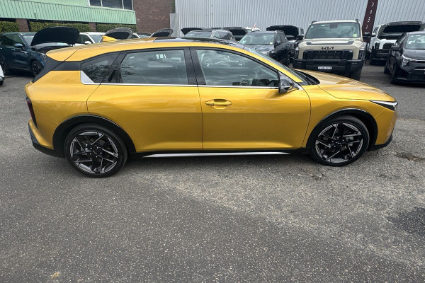 2025 MY26 Kia K4 CL4m GT-Line Hatch Image 2