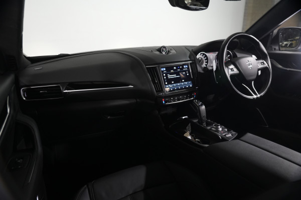 2021 Maserati Levante Modena SUV image 13