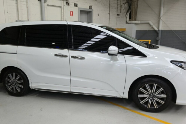 2021 Honda Odyssey 5th Gen Vi LX7 Wagon Image 4