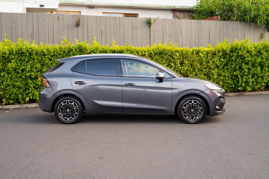 2026 MG MG4 Hatch Image 2