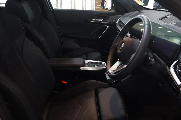 2026 BMW X1 U11 sDrive18i SUV image 11