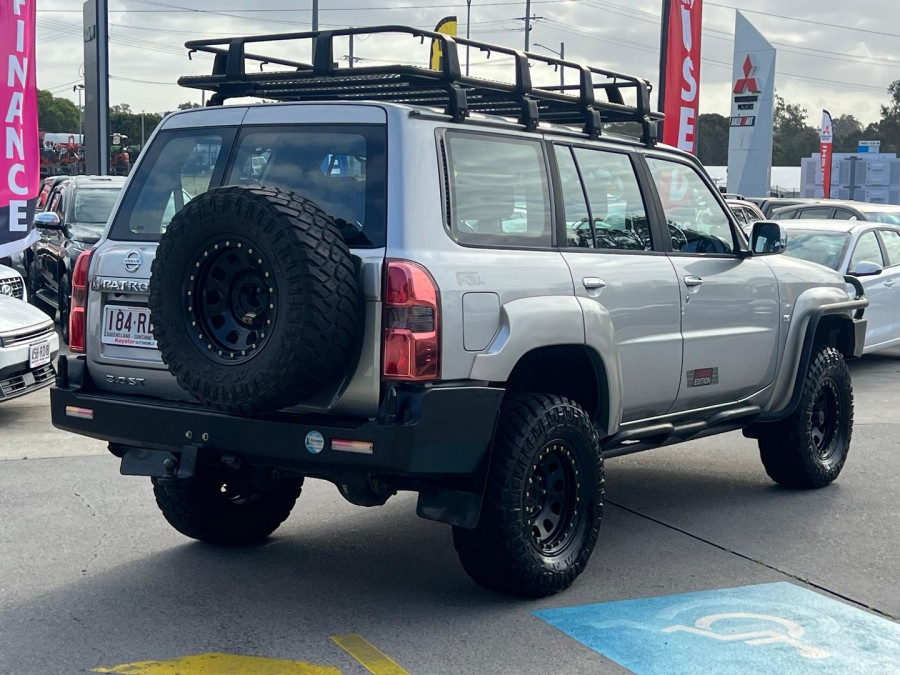 2016 Nissan Patrol GU 10 ST SUV Image 5