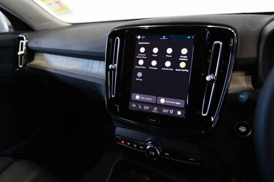2025 MY26 Volvo XC40 XZ Plus B4 SUV Image 16