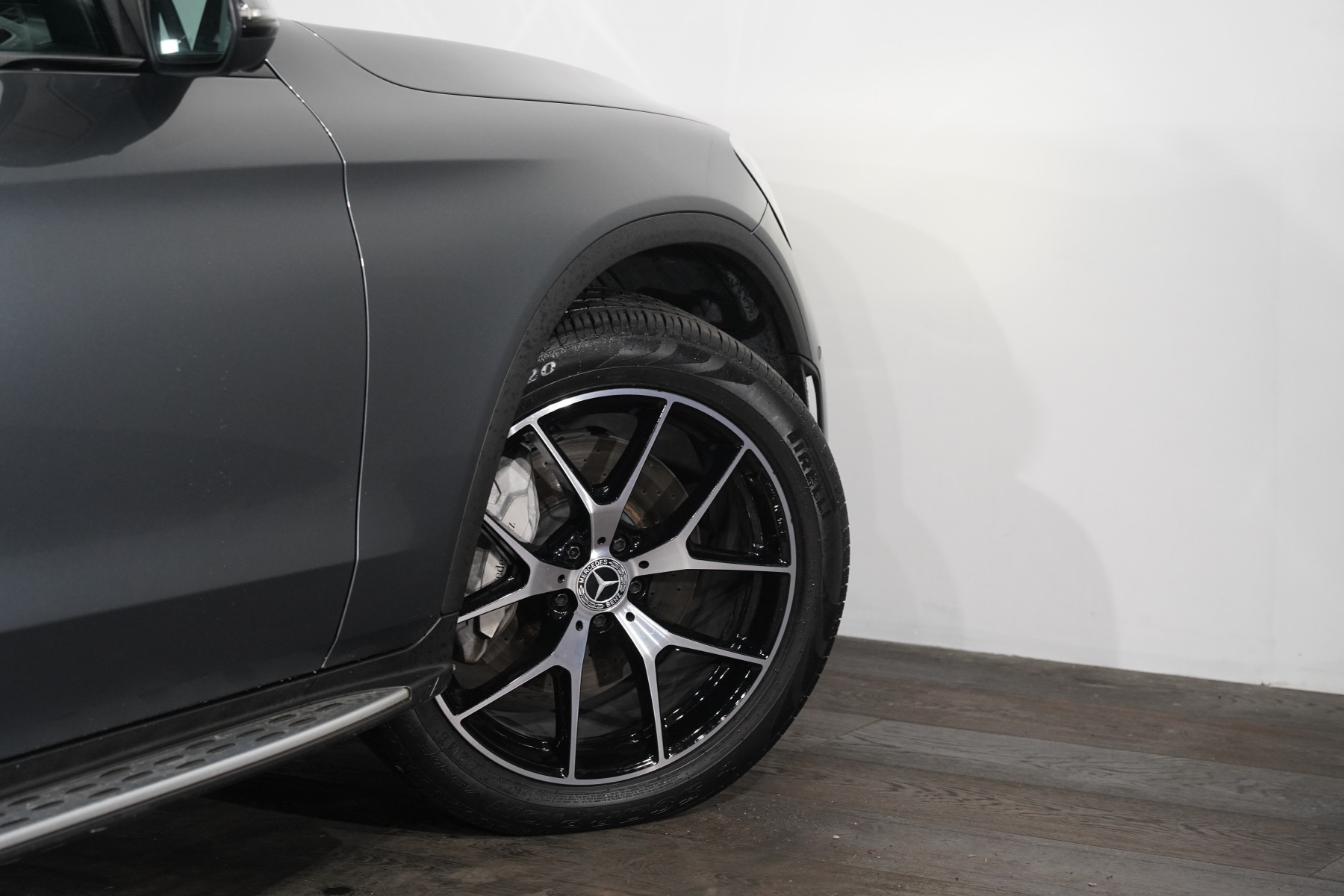 2019 Mercedes-Benz Glc 200 SUV Image 10