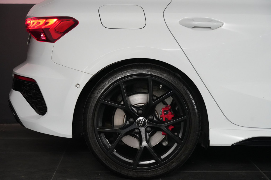 2023 Audi RS 3 Hatch Image 6