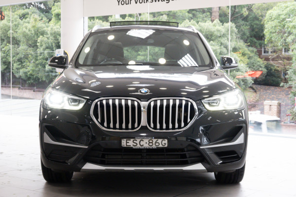 2022 BMW X1 F48 LCI sDrive20i SUV image 4