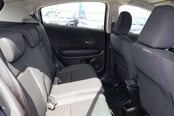 2021 Honda HR-V  VTi SUV Image 10