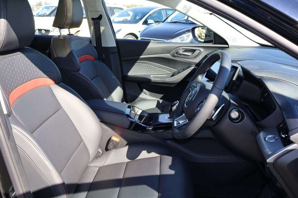 2026 MY25 MG MG5 AP32 Essence Sedan Image 13