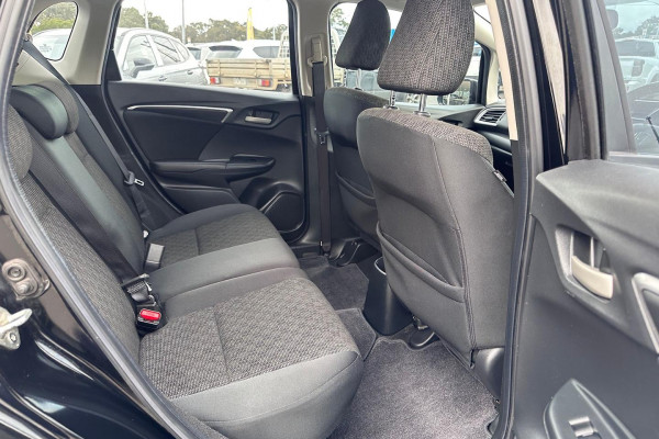 2015 Honda Jazz GF VTi Hatch Image 12