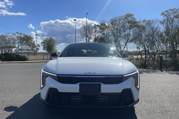 2026 Kia K4 CL4m GT-Line Hatch Image 3