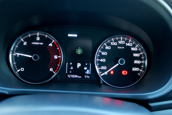 2016 Mitsubishi Pajero Sport QE GLS SUV Image 19