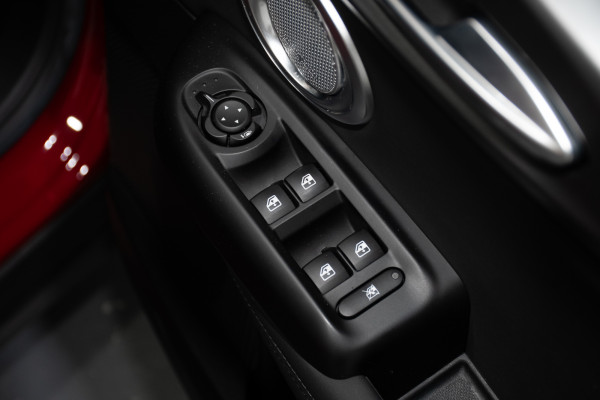 2023 Alfa Romeo Tonale Veloce SUV Image 13
