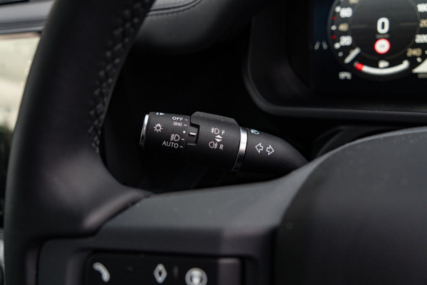 2026 Land Rover Defender L663 110 D350 X-Dynamic SE SUV image 27
