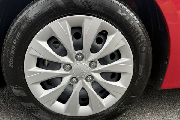 2021 MY22 Kia Cerato BD S Sedan Image 14
