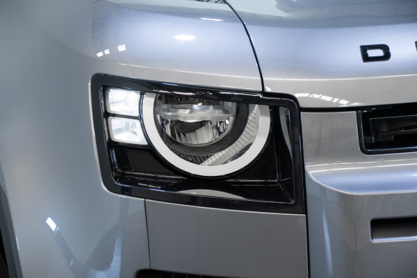 2023 Land Rover Defender L663 90 D250 S SUV Image 2
