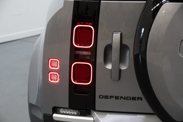 2023 Land Rover Defender L663 90 D250 S SUV image 11