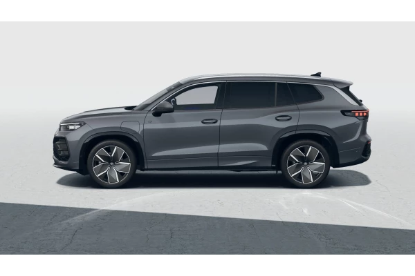2026 Volkswagen Tayron R4 200TSI eHybrid R-Line SUV Image 2