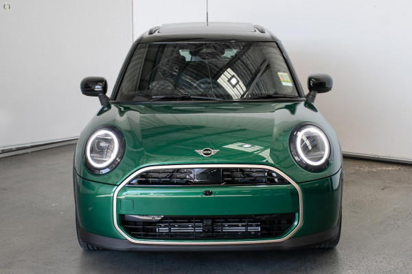 2026 MINI Cooper F65 C Favoured Hatch image 4