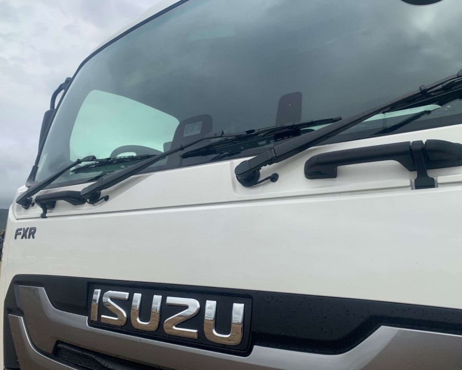 2025 Isuzu FXR 170-355 AT R57 Cab Chassis Image 3