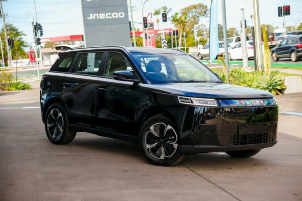 2026 Jaecoo J5  EV Summit SUV Image 1