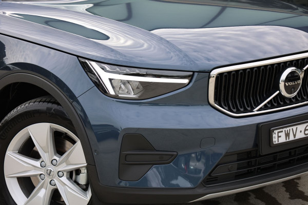 2026 Volvo XC40 XZ Plus B4 SUV Image 2